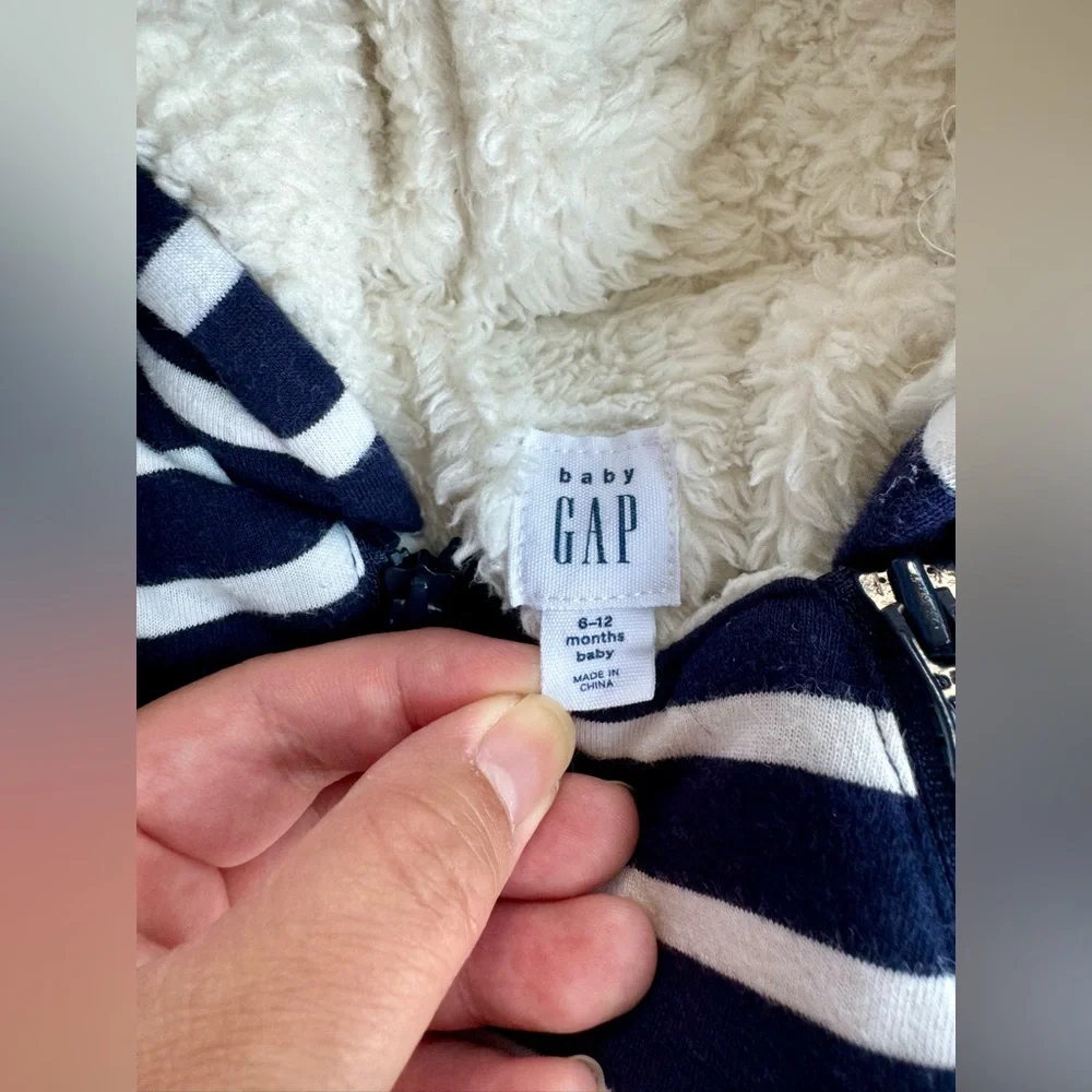 Baby Gap Sherpa Hoodie One Piece Striped Bear Snowsuit 🐻 6-12 months